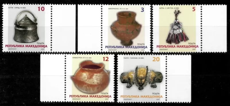 Macedonia year 2004 Cultural Heritage - Crafts stamps set